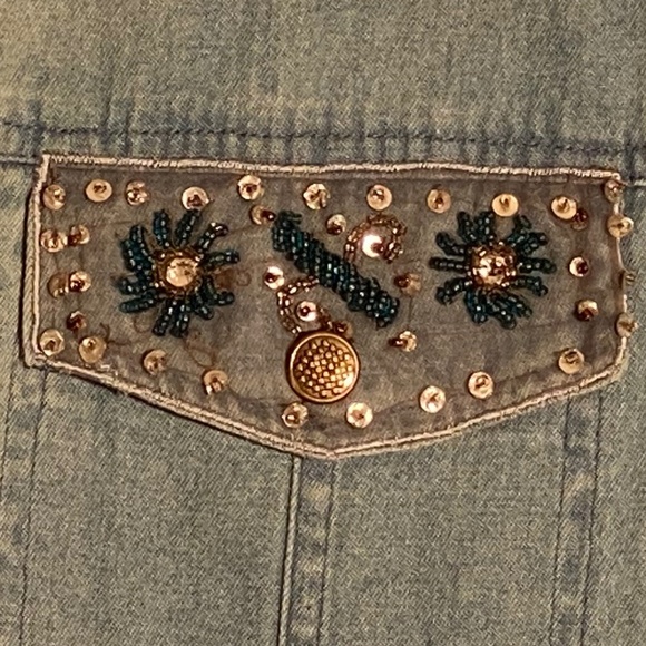 Womans Denim and Sequin SNAP Shirt by Club Z Denim Size 0X - Picture 4 of 12